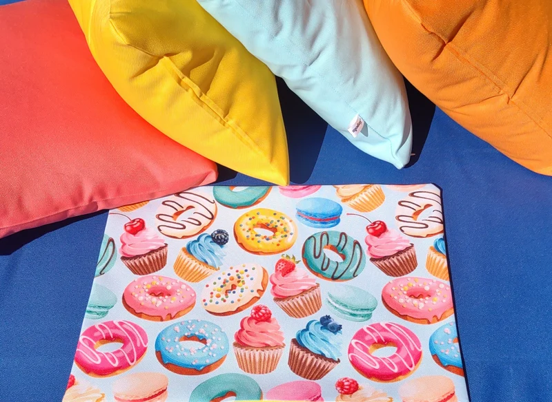 Donuts Garden Table Set – Tablecloth, 2 Cushion Covers and Place mats | Perfect for Garden Parties, Weddings & Kids' Events