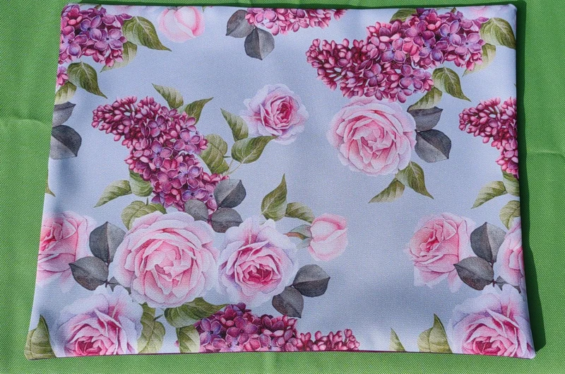 Roses Garden Table Set – Tablecloth, 2 Cushion Covers and Place mats | Perfect for Garden Parties, Weddings & Kids' Events