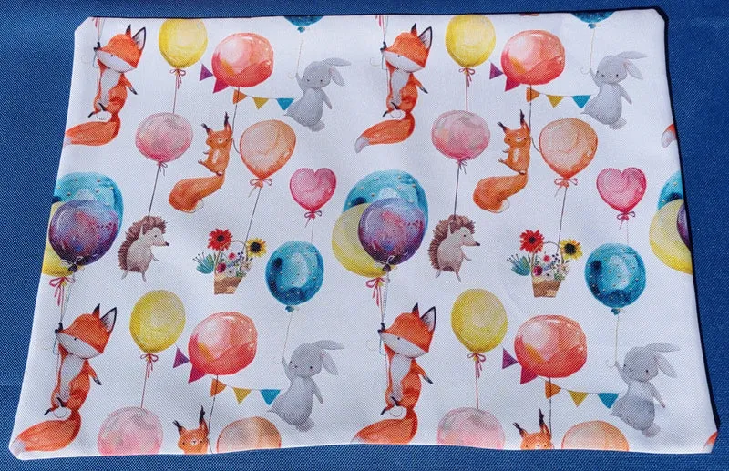 Foxes Garden Table Set – Tablecloth, 2 Cushion Covers, Bunting and Place mats | Perfect for Garden Parties, Weddings & Kids' Events