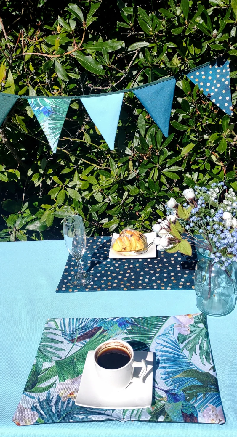 Blue Hummingbirds Garden Table Set – Tablecloth, 2 Cushion Covers, Bunting and Place mats | Perfect for Garden Parties, Weddings & Kids' Events