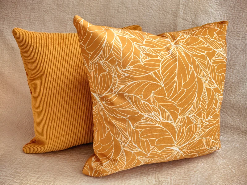 Yellow Flowers Velvet Cushion Cover 45x45cm+