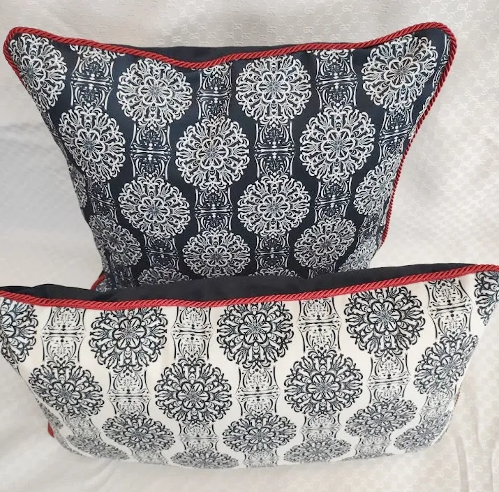 Black and White Set of Two Cushions