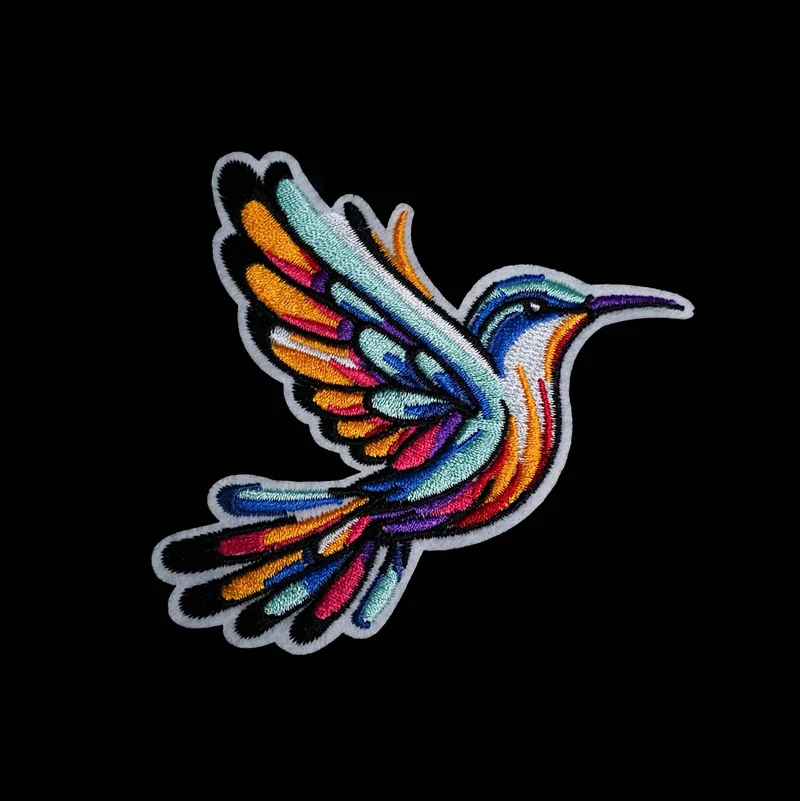 Écusson Brodé Thermocollant | Colibri Coloré