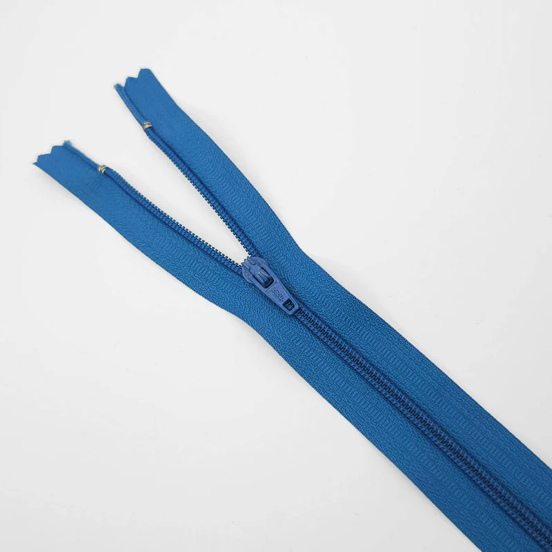 KKF | Fermeture éclair fermée | Spirale en nylon | N° 3 | 17 cm | SS403 - SS414