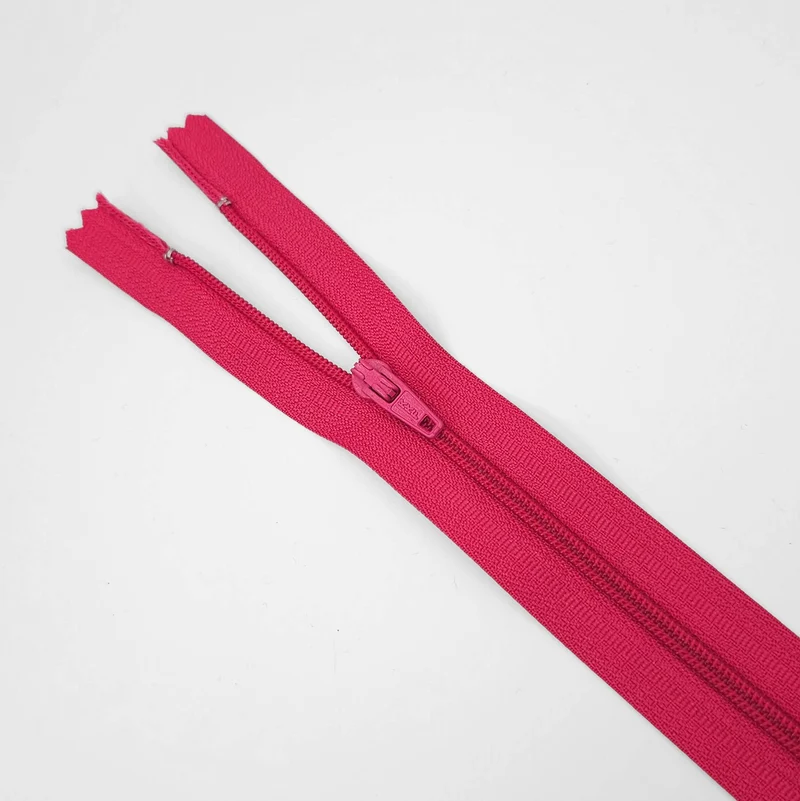 KKF | Fermeture éclair fermée | Spirale en nylon | N° 3 | 17 cm | SS403 - SS414