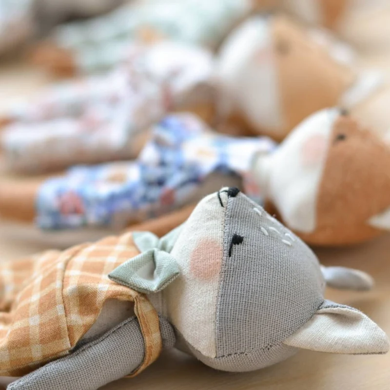 PATRON DE COUTURE PDF | Mini poupées renard & loup | Mes Petites Lunes