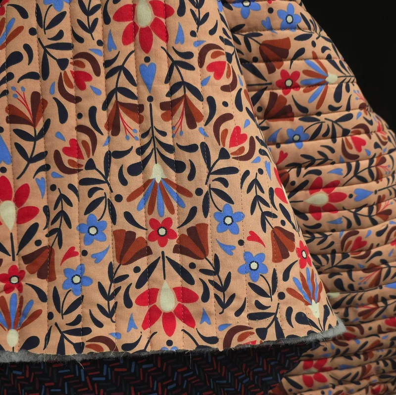 Coton matelassé réversible | Motif floral folklorique & géométrique | Beige chaud
