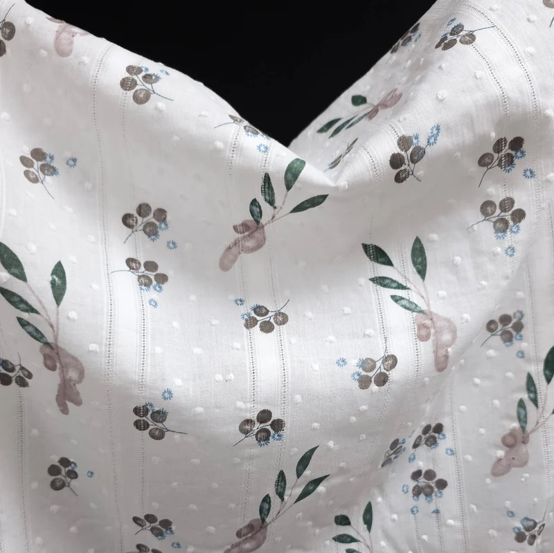 Voile de Coton Dobby | Imprimé Ornithorynque Volant | Crème | Katia Fabrics