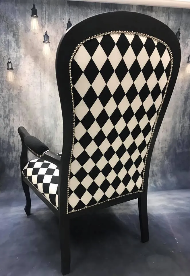 Black and White Diamonds