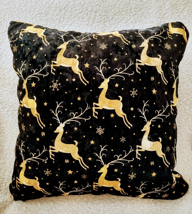 Christmas Velvet Cushion Cover with piping 50x50cm