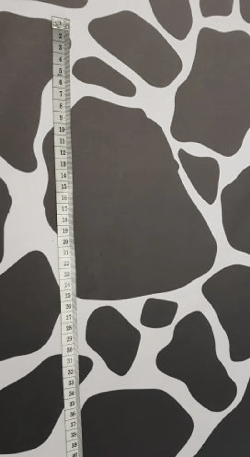Grey Giraffe Spots