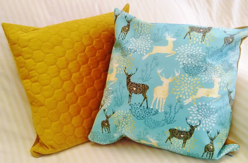 Deers Velvet Blue Pillow Cover Pillowcase 40x40cm+ Zippered