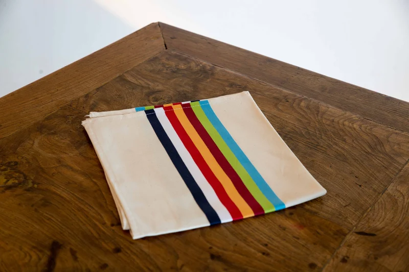 SERVIETTE "MULTICOLORE"