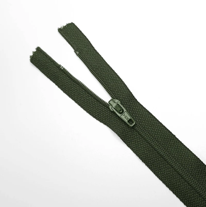 YKK | Fermeture éclair À Bout Fermé | Spirale | Vert | #2 | 6 3/4'' - 17 cm | SS274 - SS294