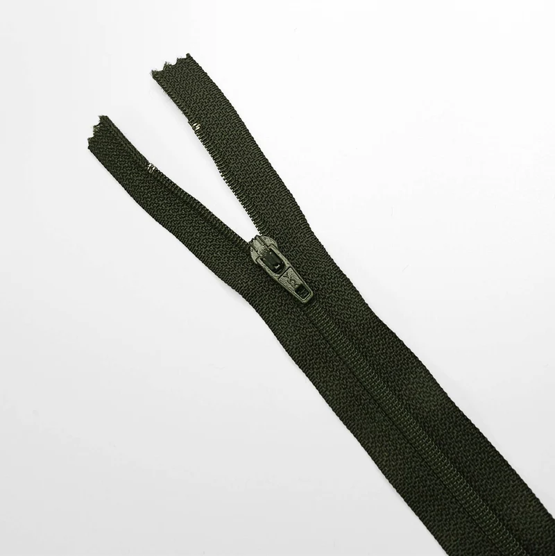YKK | Fermeture éclair À Bout Fermé | Spirale | Vert | #2 | 6 3/4'' - 17 cm | SS274 - SS294