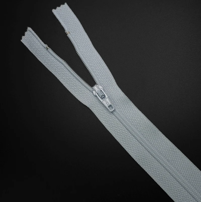 YKK | Fermeture éclair À Bout Fermé | Spirale | #2 | 6 3/4'' - 17 cm | SS266 - SS273