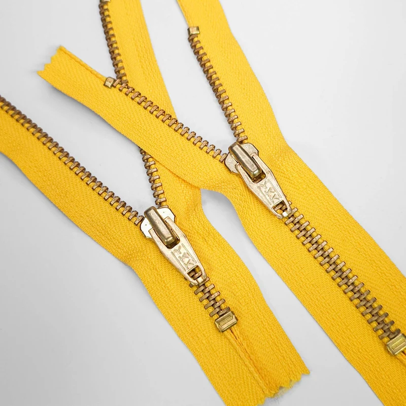 YKK | Fermeture éclair à bout fermé | Métal | #5 | 4 3/4'' - 12 cm | ZIP1030 - ZIP1034
