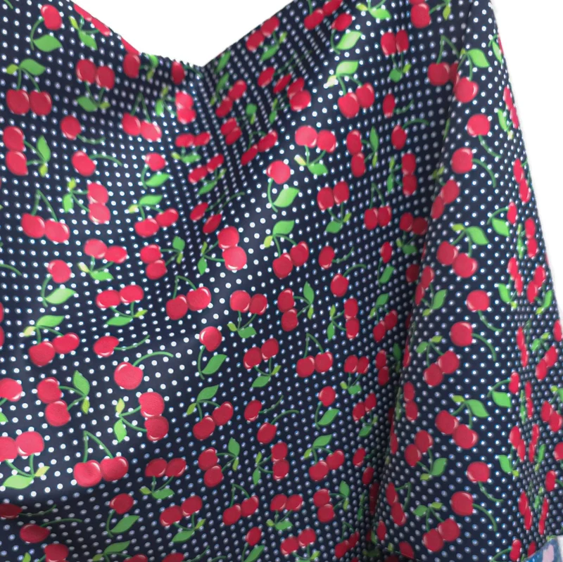 PUL | Tissu Imperméable | Cerises & Pois | Marine