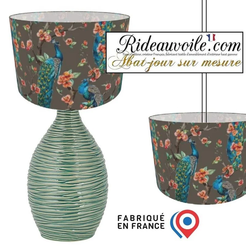 Luminaire boutique abat-jour sur mesure tissu taupe motif feuilles Fleurs paons bleu