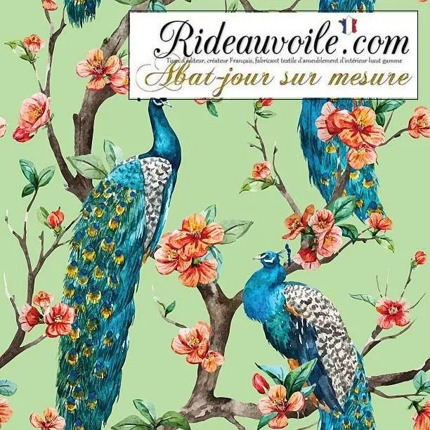 Architecte designer abat-jour sur mesure tissu vert motif feuilles Fleurs oiseaux paons