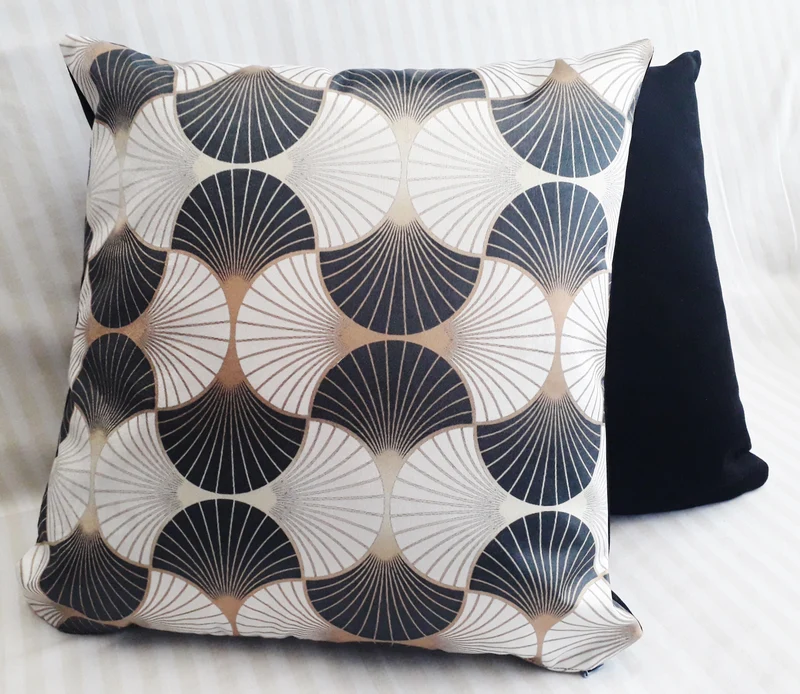White Art Deco Decorative Cushion 40x40cm+
