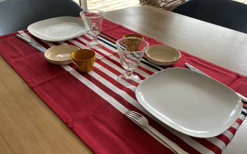 CHEMIN DE TABLE "BIARRITZ"