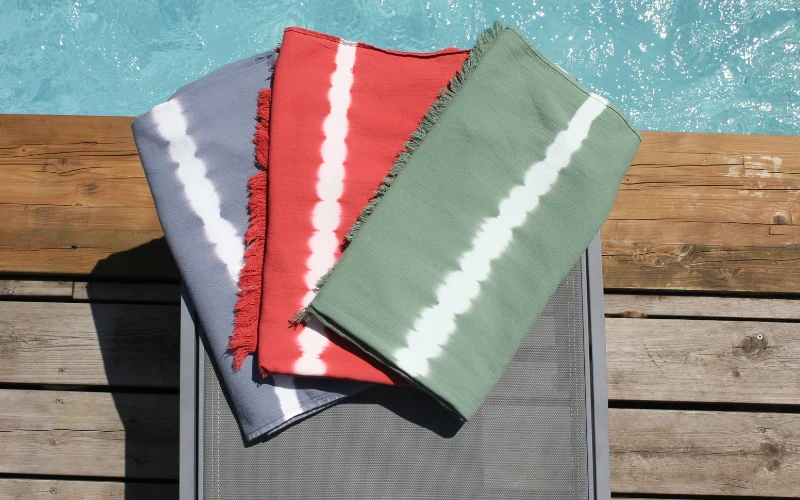 FOUTAS À FRANGES - Tie & Dye - kaki