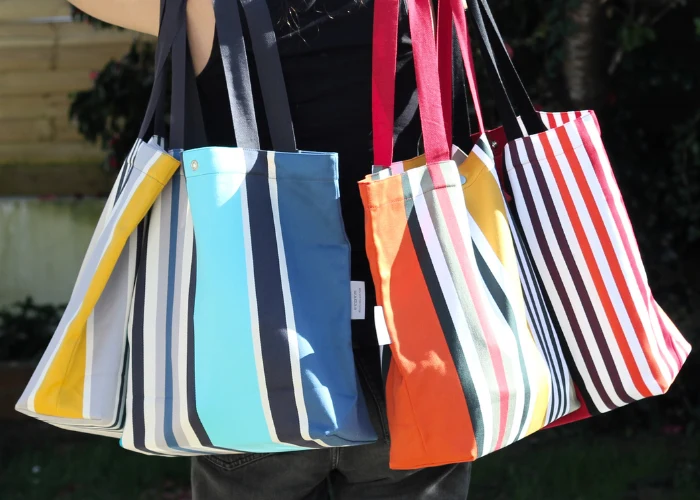 SAC EN TISSU RAYÉ "BIDART"