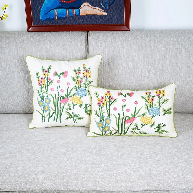 Housse de Coussin Brodée