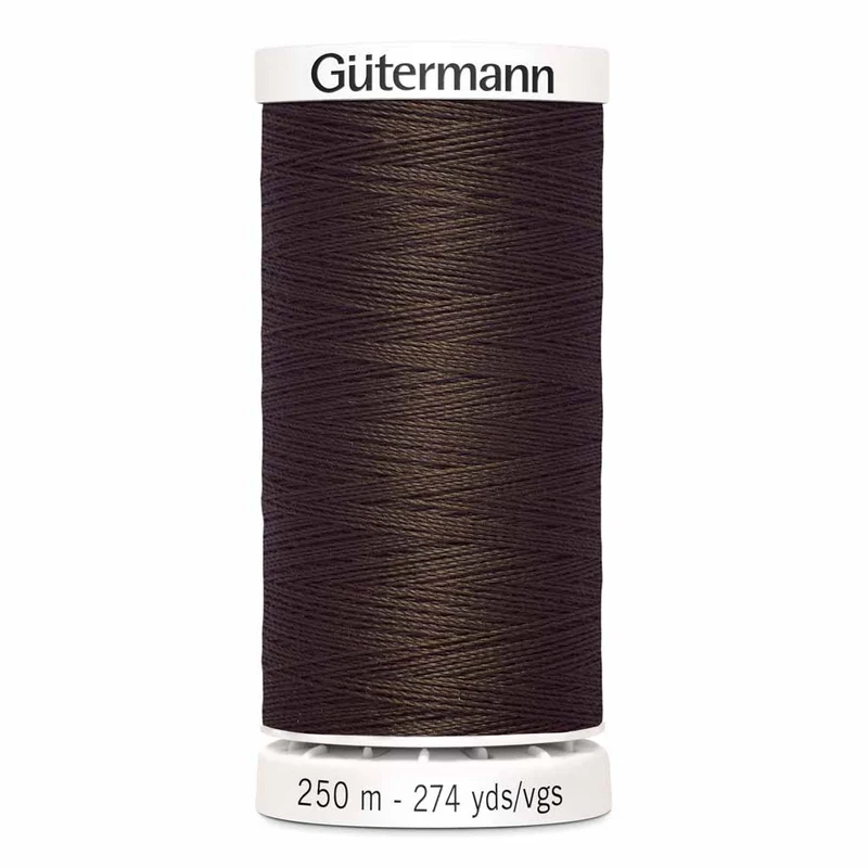 Gütermann | Fil Tout Coudre | 250 m | #590 | Clove