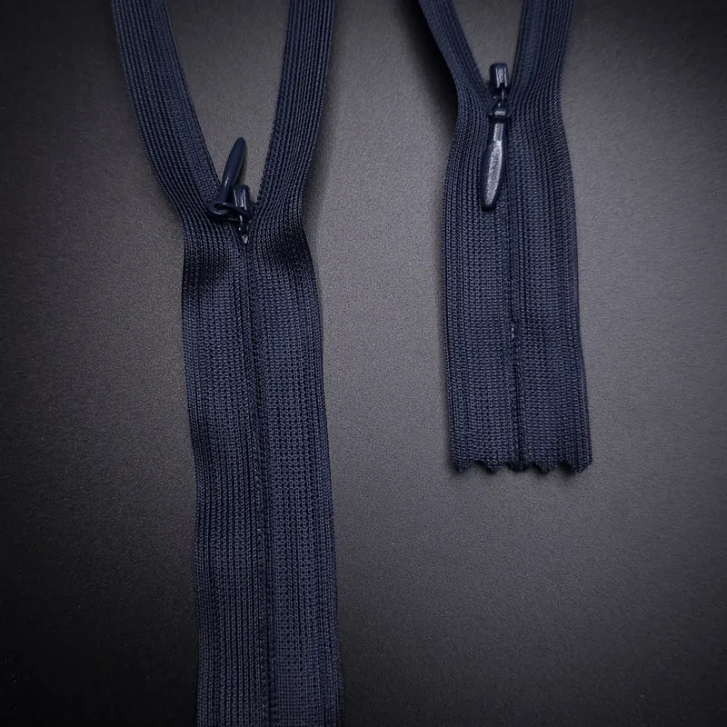 Fermeture éclair invisible à bout fermé | 9" / 23 cm