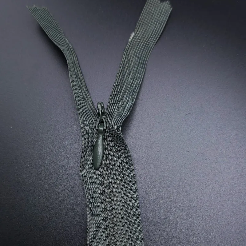 Fermeture Éclair Invisible à Bout Fermé | #2 | 7" / 18 cm