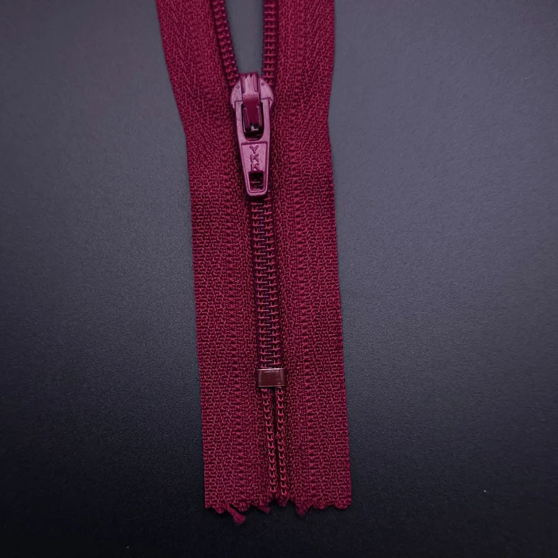 Fermeture Éclair Spirale à Bout Fermé #3 | 22" / 56 cm