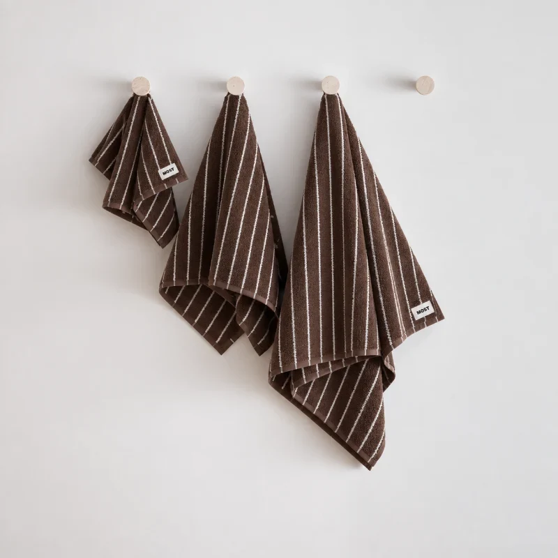 Set de bain • Rayures marrons et blanches