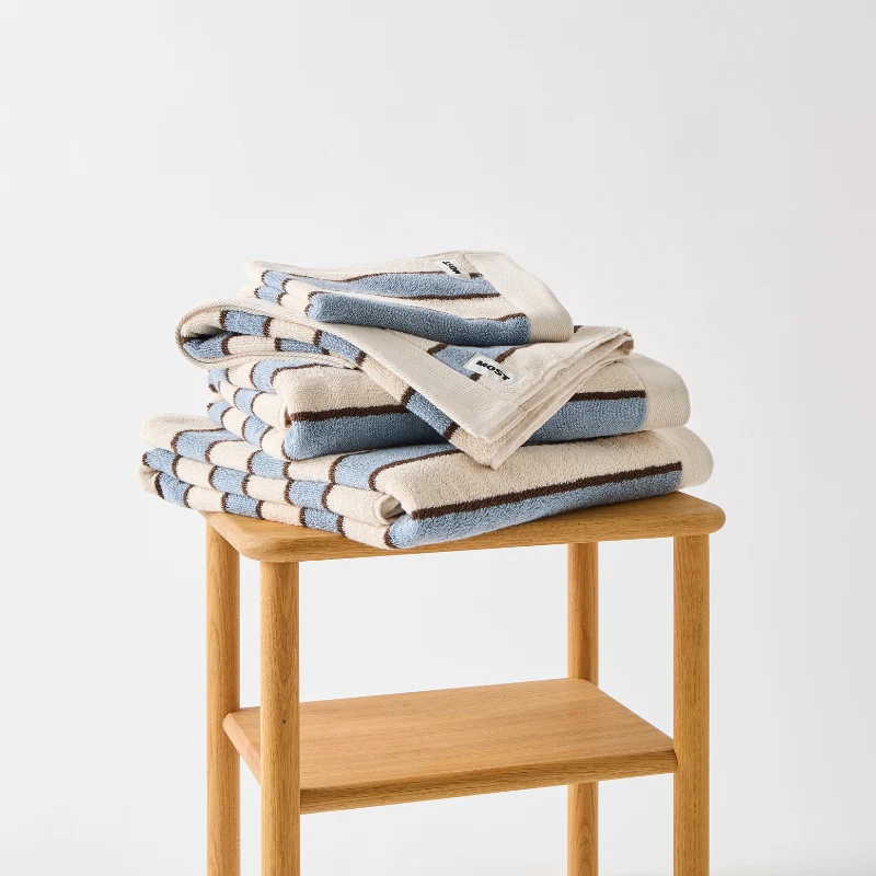 Serviette de bain • Rayures bleues