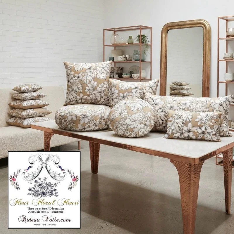 Tissu ameublement imprimé feuilles fleurs dessin feuillage beige mètre