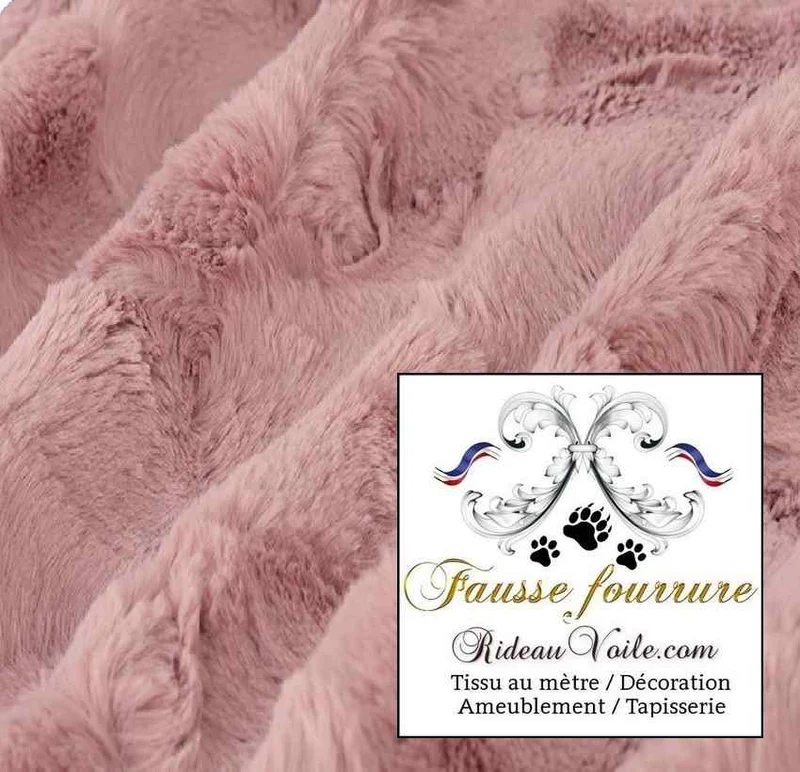 Rideau confection tissu fausse fourrure rose mètre plaid Chalet Montagne habillement couture