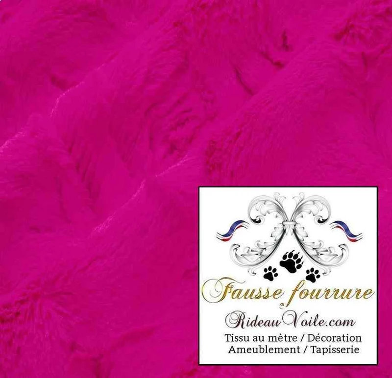 Fausse fourrure rose fuchsia Architecture rénovation intérieur design Montagne Chalet