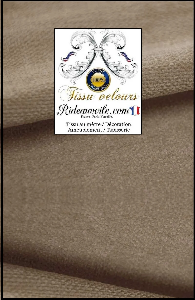 Tendance velours châtain sépia grège intérieur ameublement mètre rideau canapé