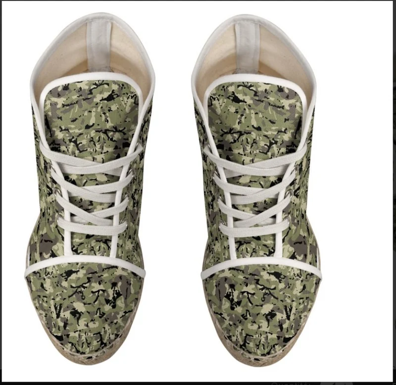 Espadrilles compensées tissu imprimé motif camouflage militaire