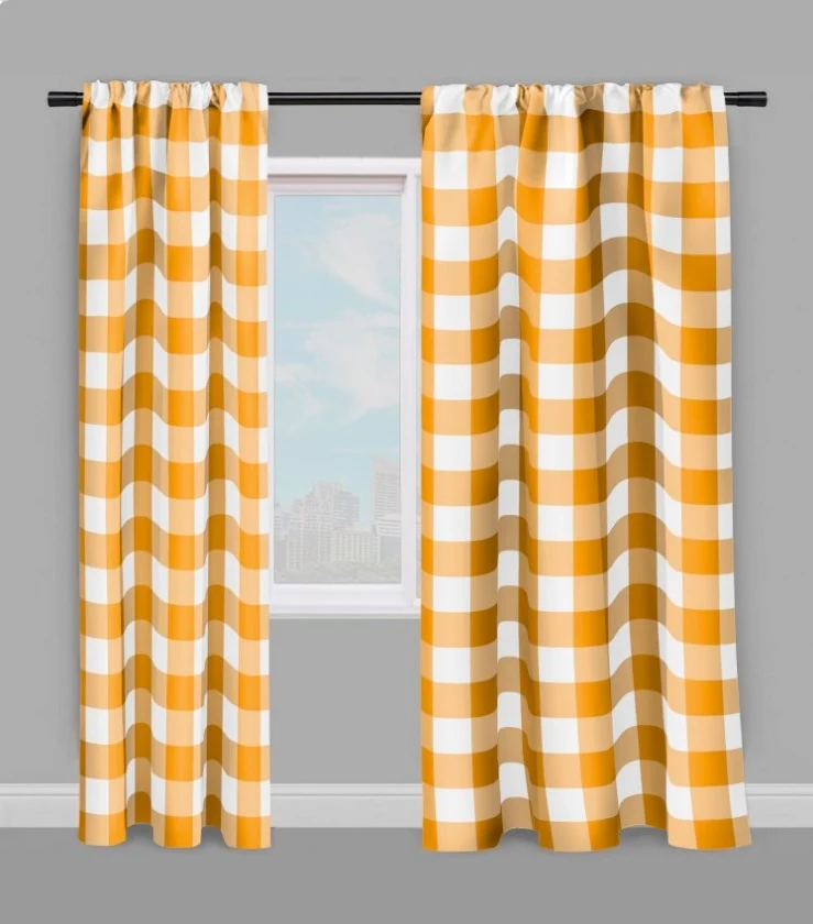 Rideauvoile motif Carreaux vichy tissu mètre carré orange blanc rideau couette coussin