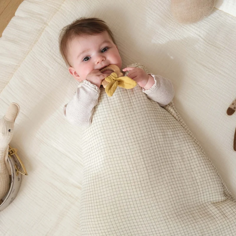 Gigoteuse gaze de coton bio CARREAU VANILLE TOG 2