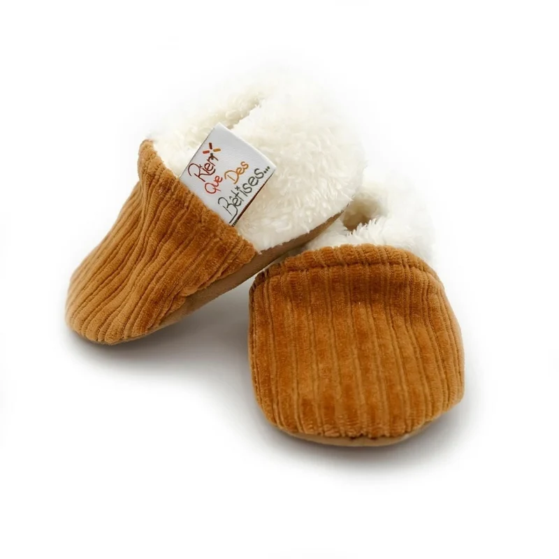 Chaussons bébé velours CAMEL - Rien Que des Bêtises