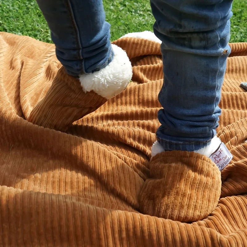 Chaussons bébé velours CAMEL - Rien Que des Bêtises