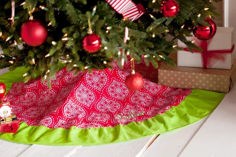 Noel Tree Skirt - Personalized
