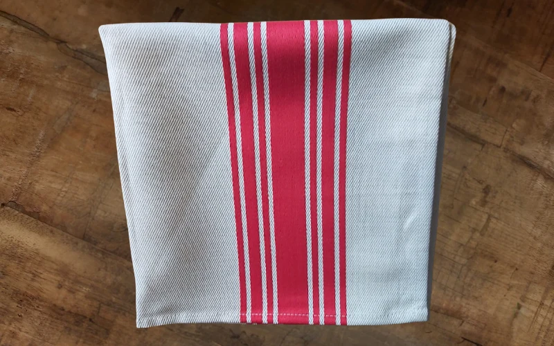 SERVIETTE "METIS" - Rayures rouges