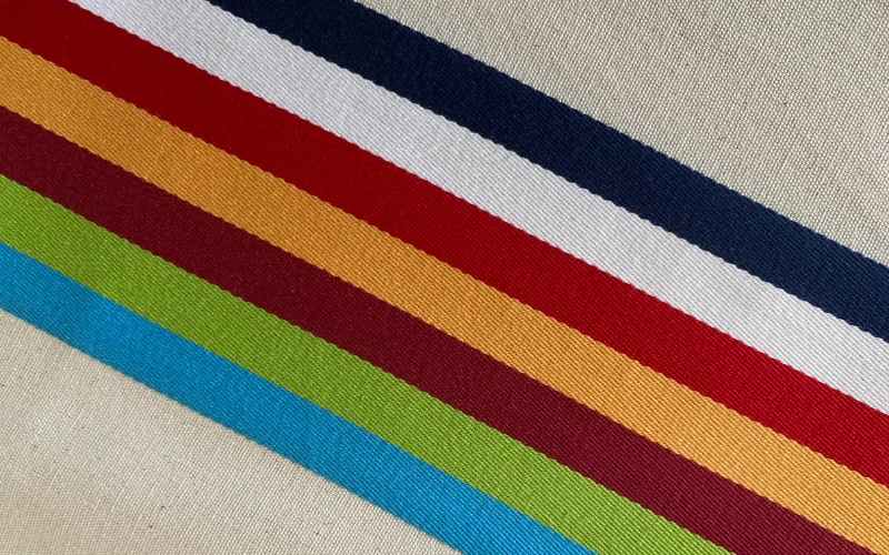 TORCHON "ALAIA" - Rayures multicolores - Broderie au choix