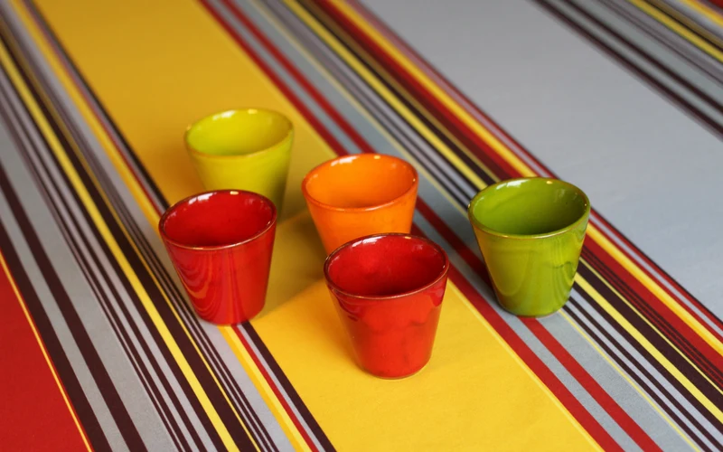 NAPPE ENDUITE "IRUN" - Jaune et rouge