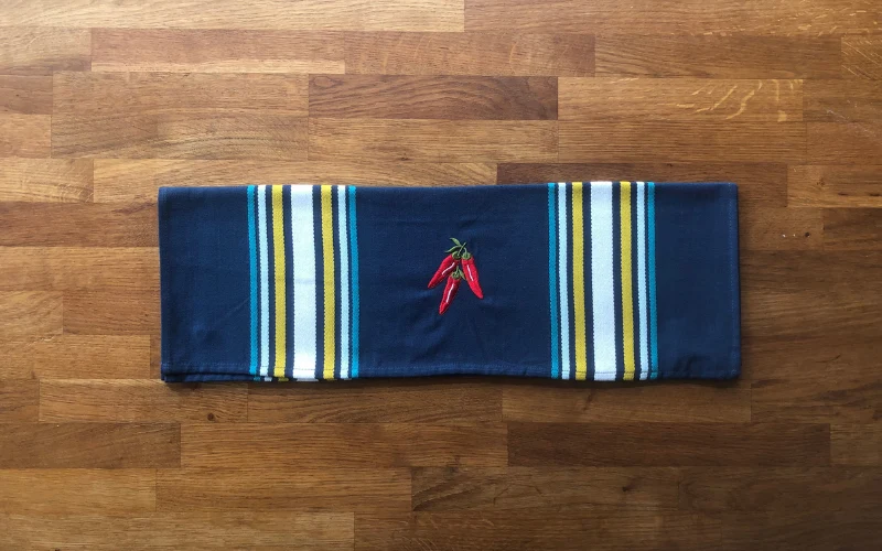 TORCHON "NUIT" - Broderie Piment